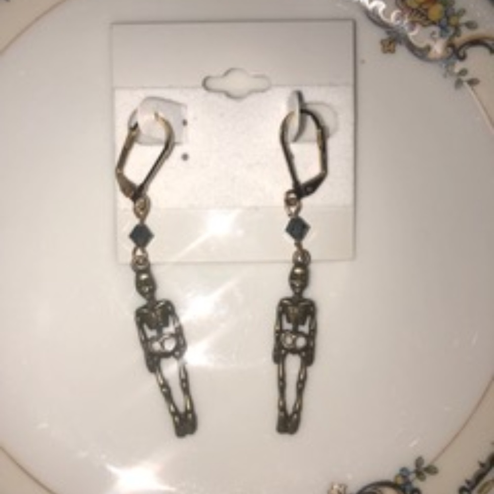 Halloween Skeleton earrings!!